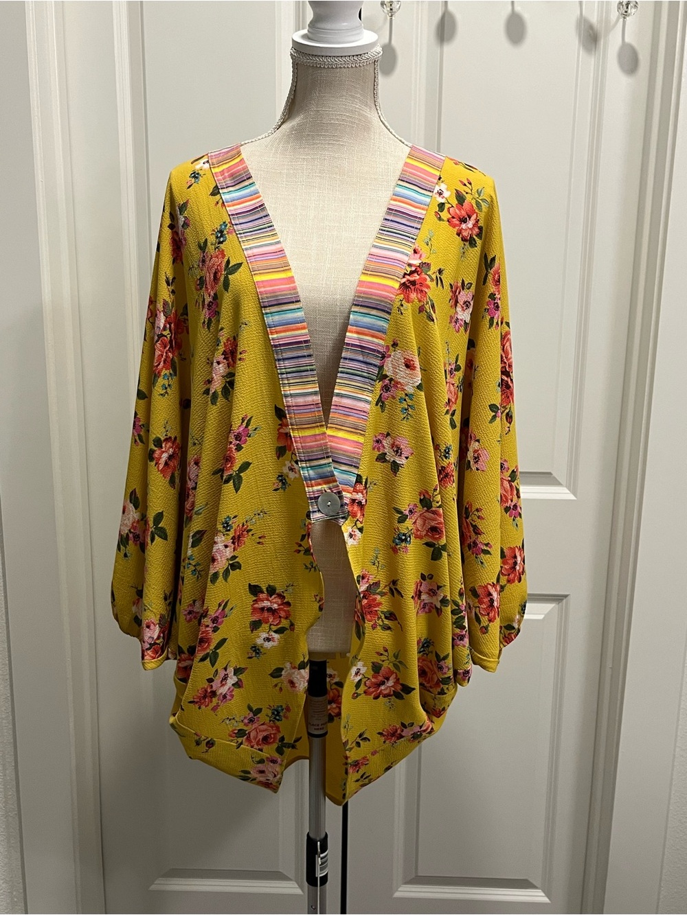 Ivy Jane Boho Floral Yellow Open-Front Kimono Duster Women’s Medium Large